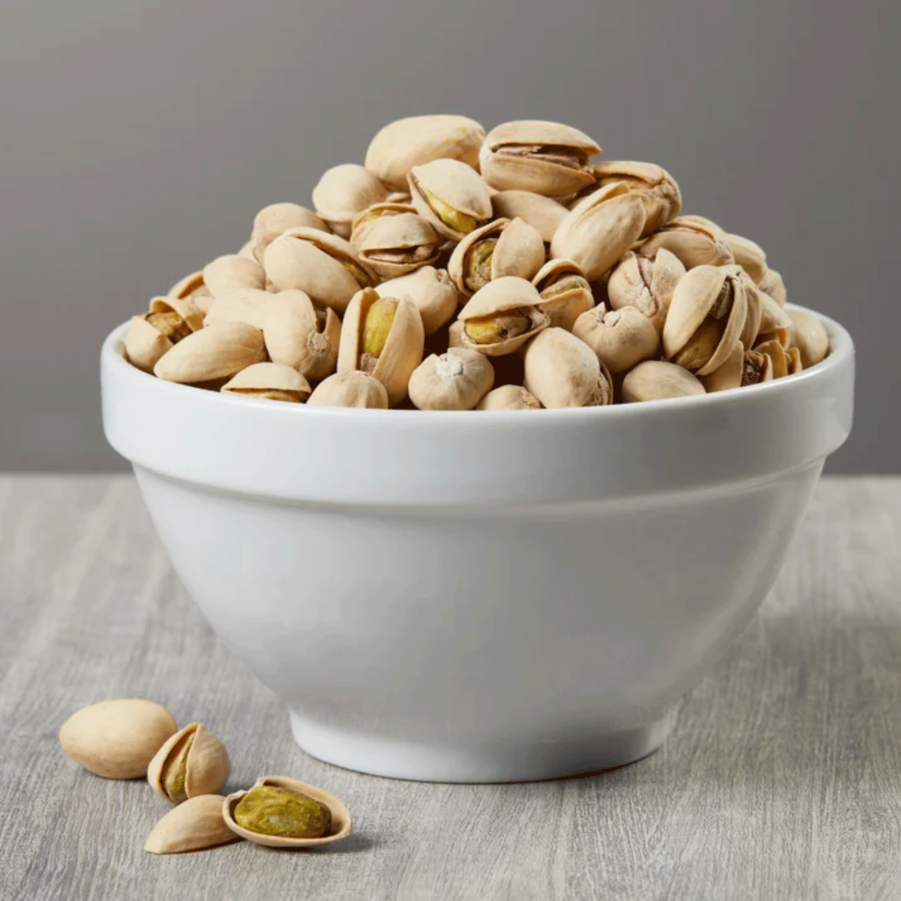 Kirkland Signature In-Shell Pistachios, Salted - 48 oz (3 lbs) /  (1.36 kg)