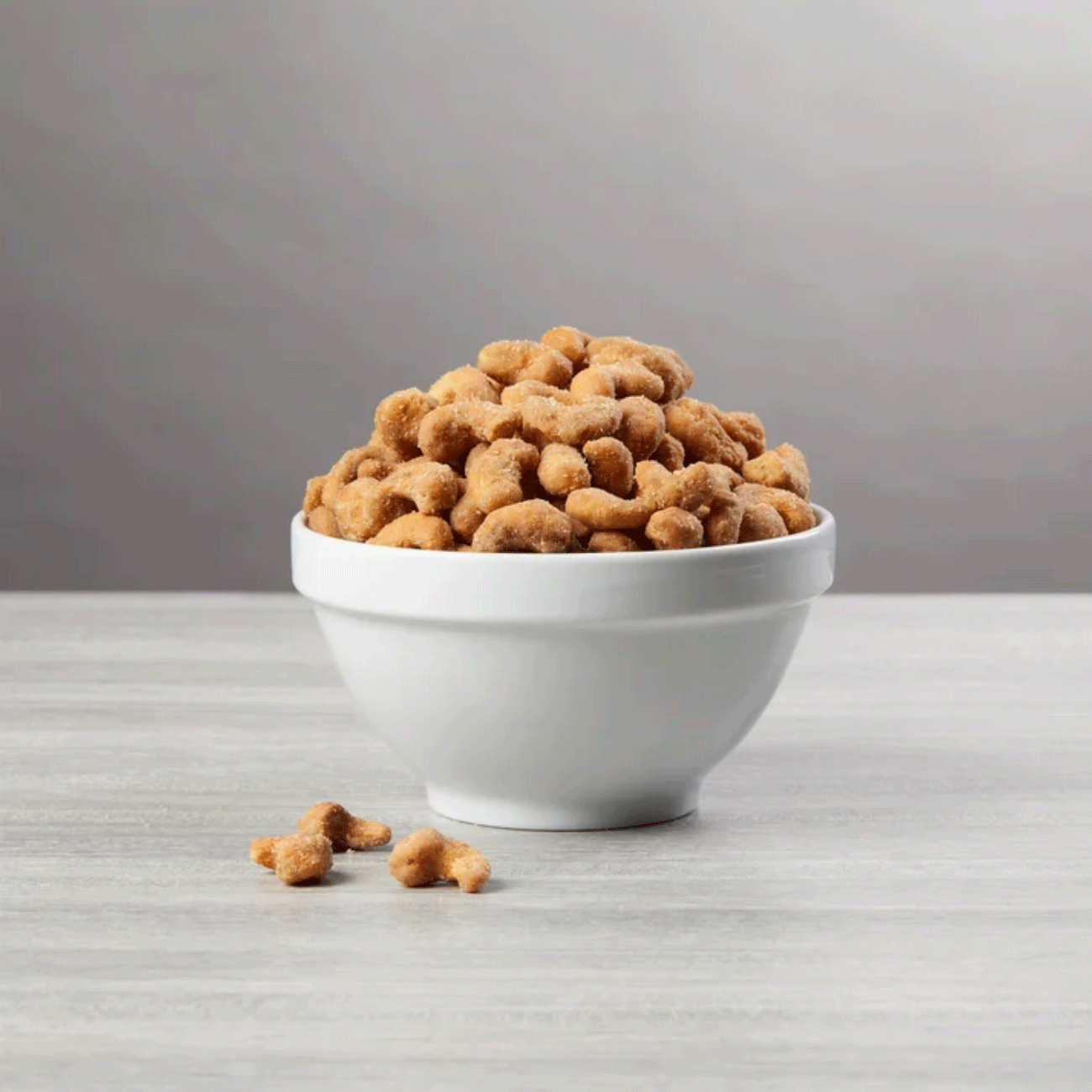 Kirkland Signature Butter Toffee Cashews - 24 oz (1 lb 8 oz) / (680 g)