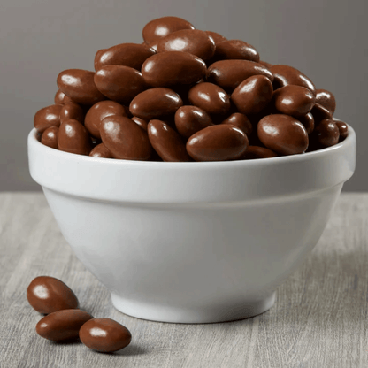 Kirkland Signature Almonds, Milk Chocolate - 3 lbs / (1.36 kg)