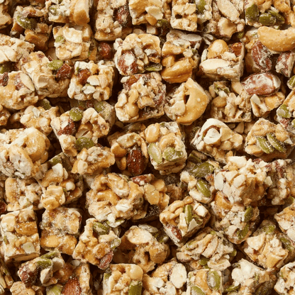 Kirkland Signature Cashew Clusters 32 oz (2 lbs) / (907 g)
