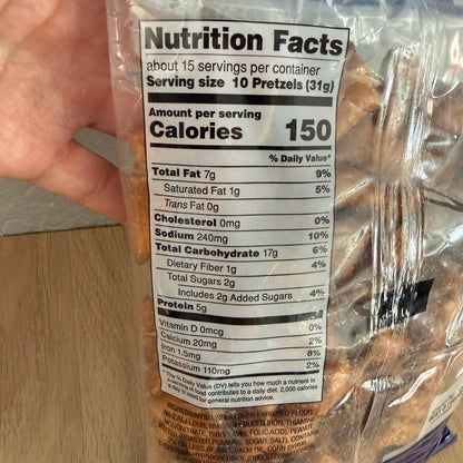 Trader Joe's 트레이더 조 피넛버터 필드 프레첼 너겟 — 짭짤달콤 스낵