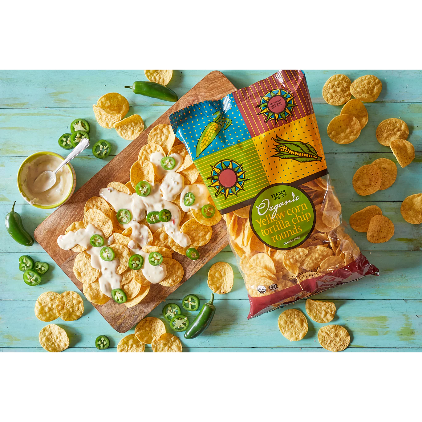 Trader Joe's Organic Yellow Corn Tortilla Chip Rounds - 16 oz