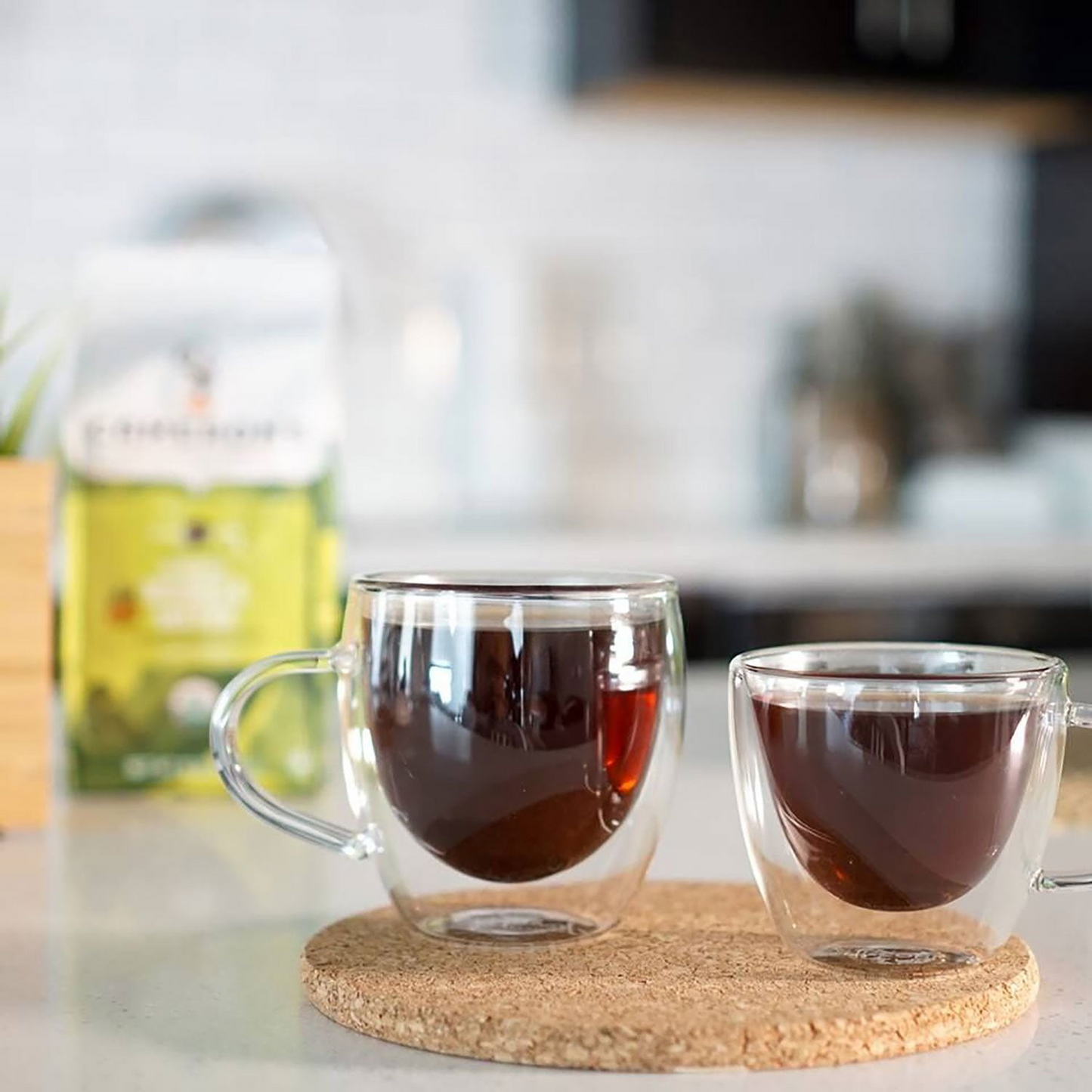 Cameron's Coffee 카메론스 유기농 스칸디나비안 블렌드 미디엄 다크 로스트 홀빈 원두 - 64 oz (1814g)